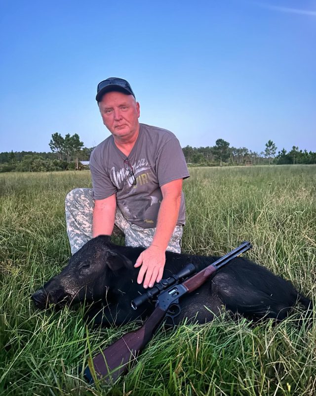 Louie and crew warming up on hogs before their gator hunt tonight.